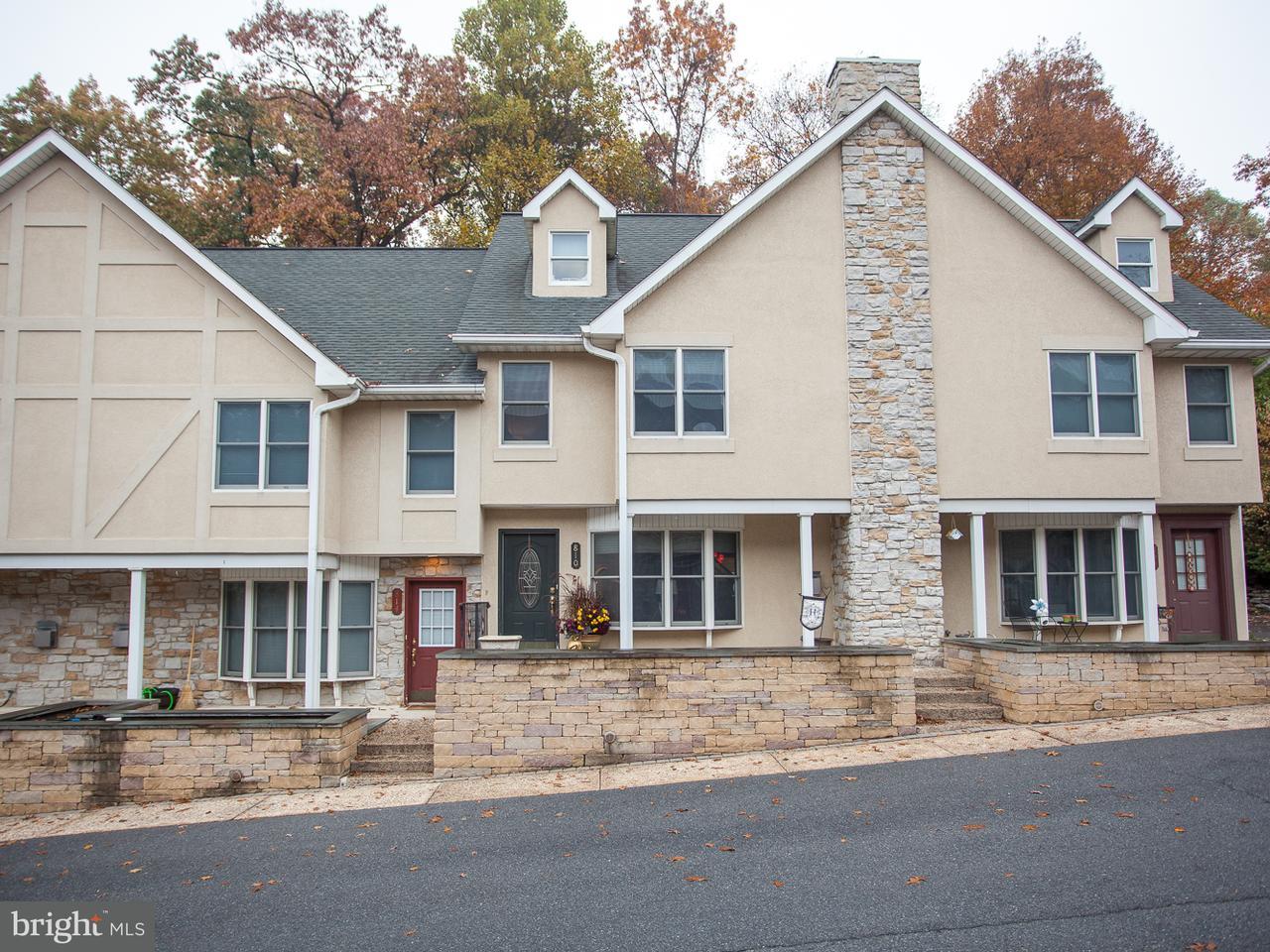 810 Berne Court - Photo 1