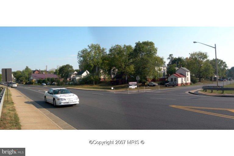 230 Piedmont Street - Photo 1