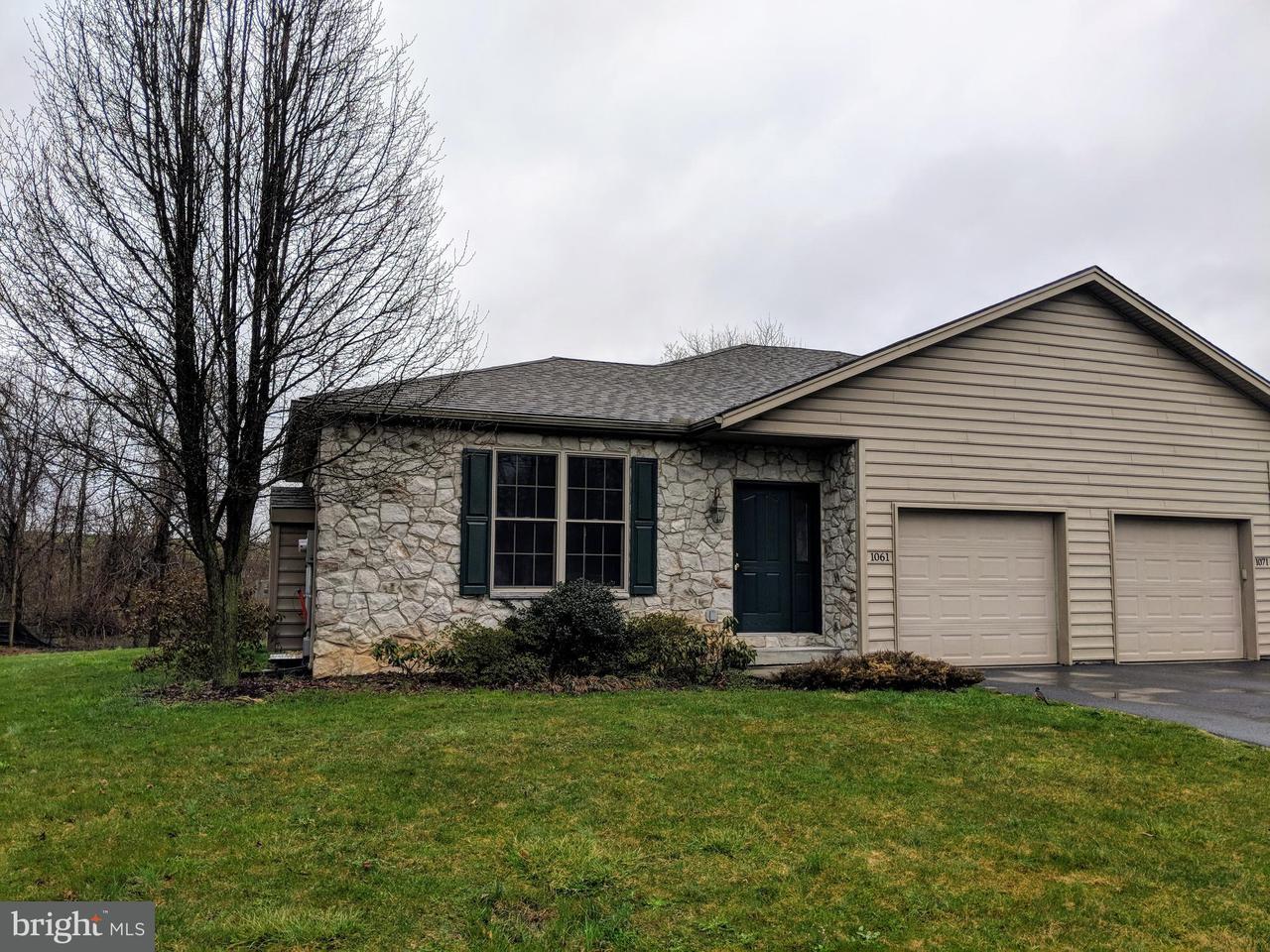1061 Oberlin Road - Photo 1