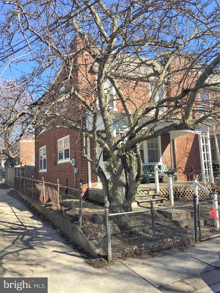 107 Ross Street - Photo 1