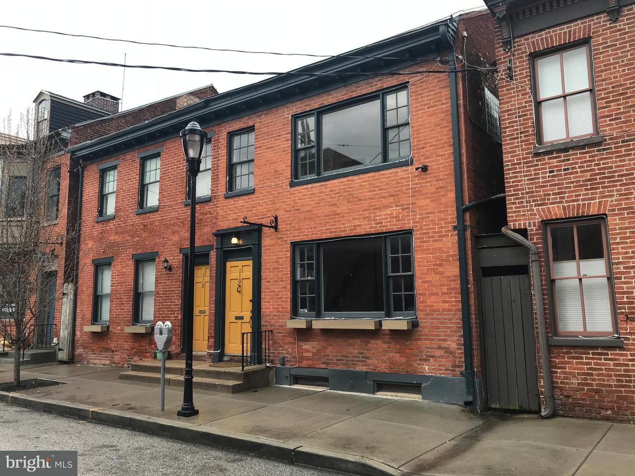 110 King Street - Photo 1