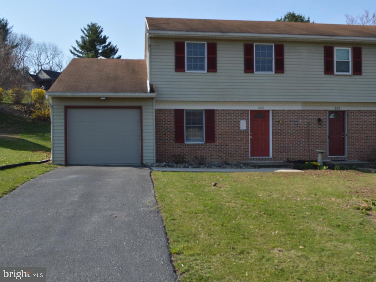 352 Edgehill Drive - Photo 1