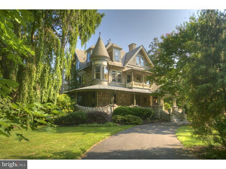 241 Kings Hwy W - Photo 1