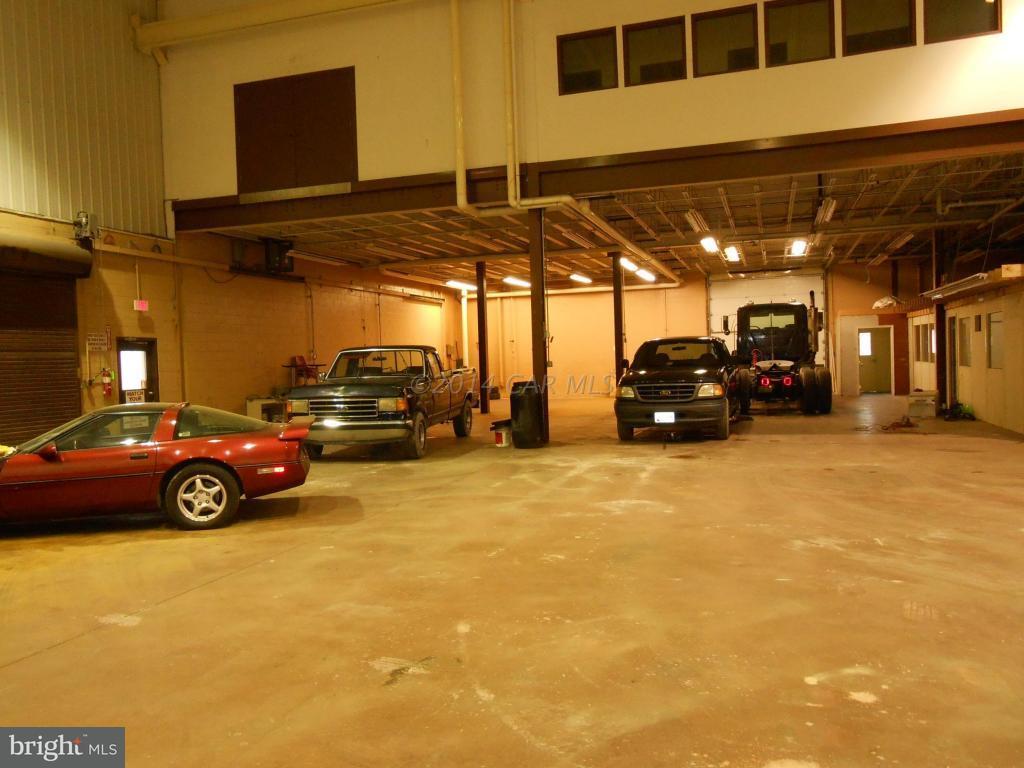 510 West Road - Photo 1