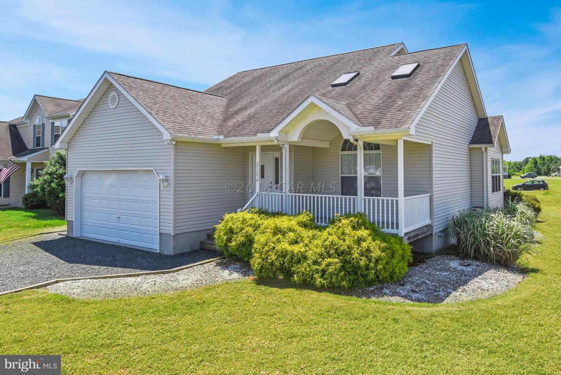 37256 Luff Court - Photo 1