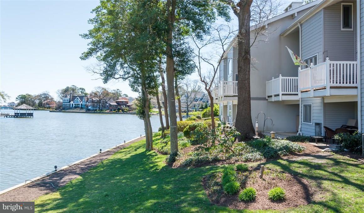 8 Newbold Square - Photo 1