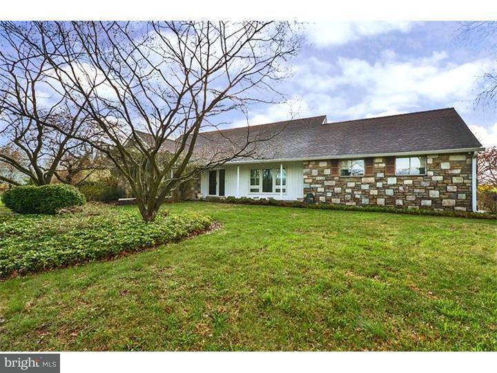 1653 Bridle Path Drive - Photo 1