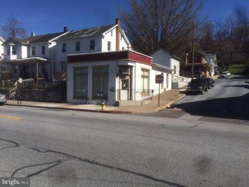 261 Front Street - Photo 1