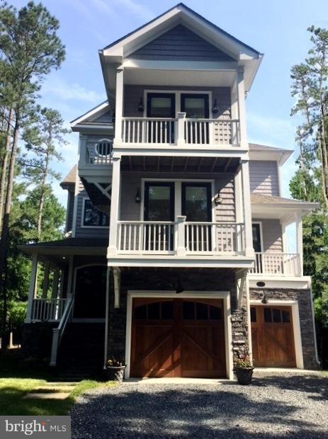 656 Bay Front Avenue - Photo 1
