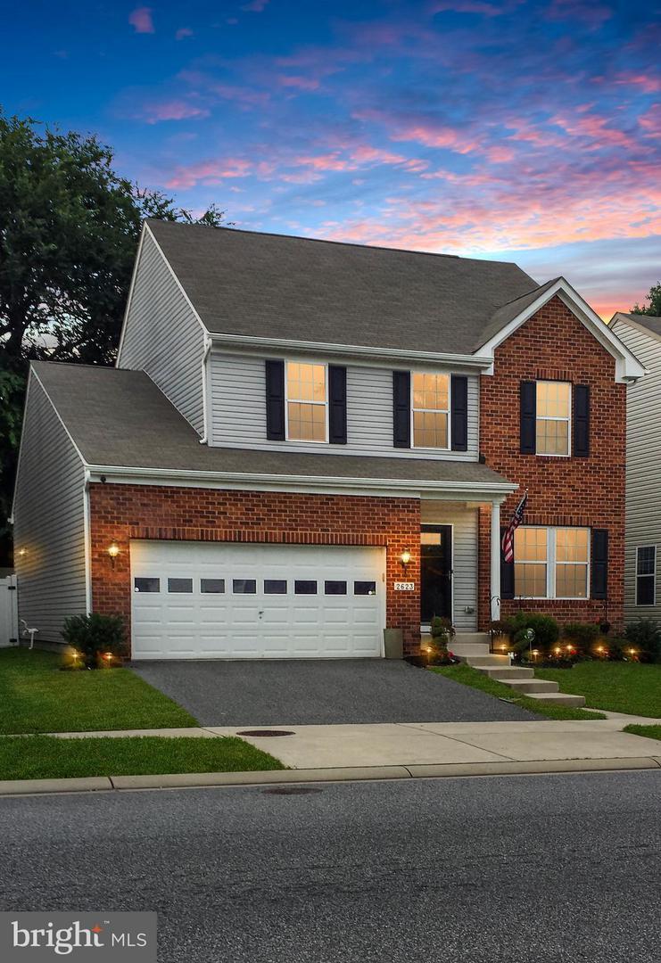 2623 Yorkway - Photo 1