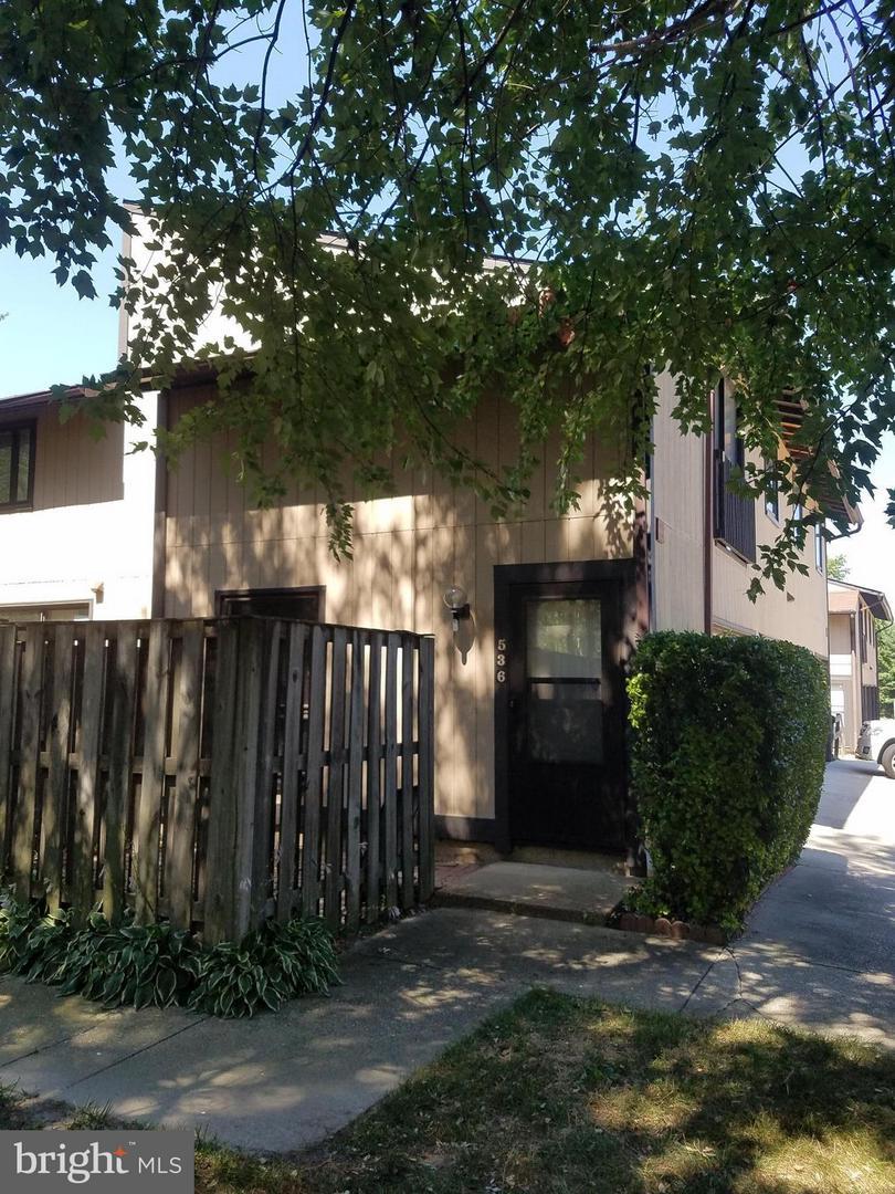 536 Glen Court - Photo 1
