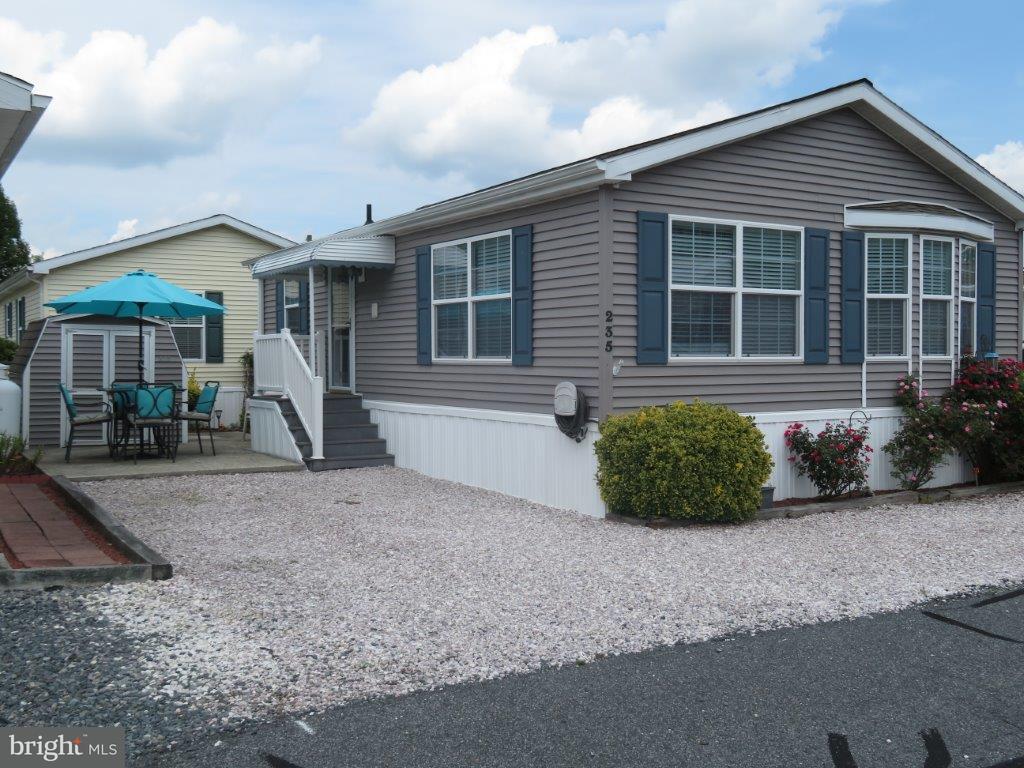235 White Pine Lane - Photo 1