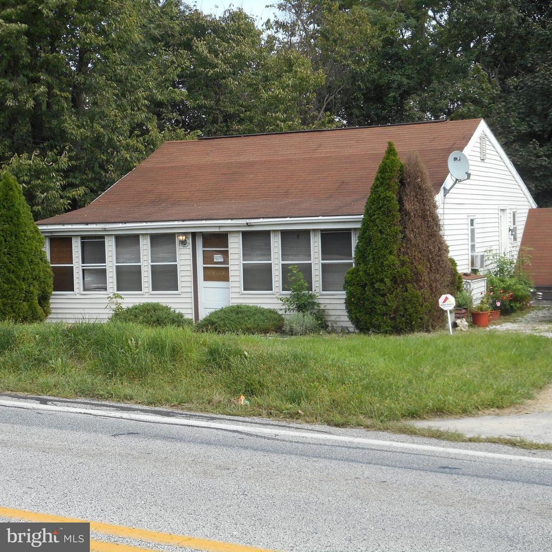 91 61ST Street - Photo 1