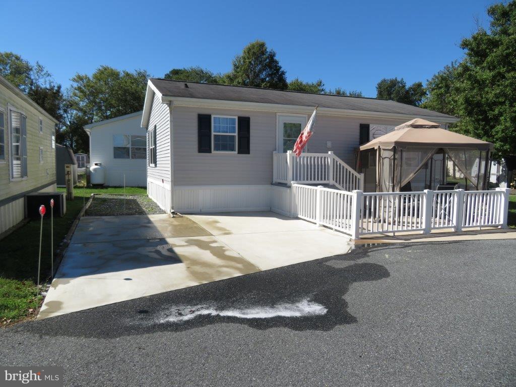 355 Pine Cone Drive - Photo 1