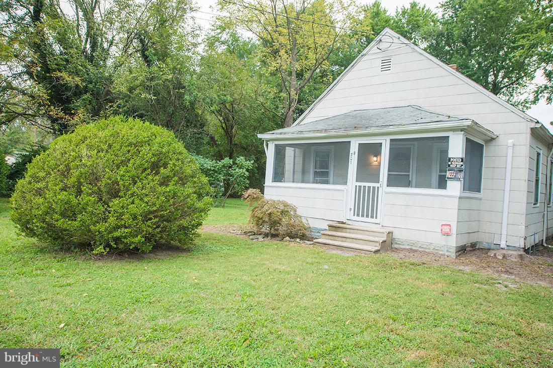 507 Burton Avenue - Photo 1