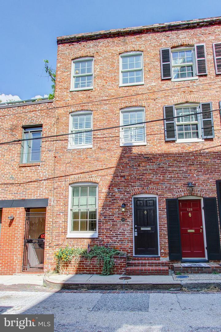 126 Churchill Street - Photo 1