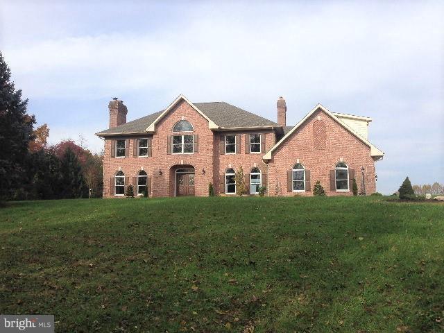 718 Pyle Road - Photo 1