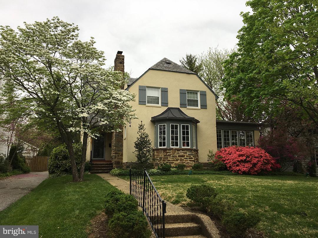 204 Cedarcroft Road - Photo 1
