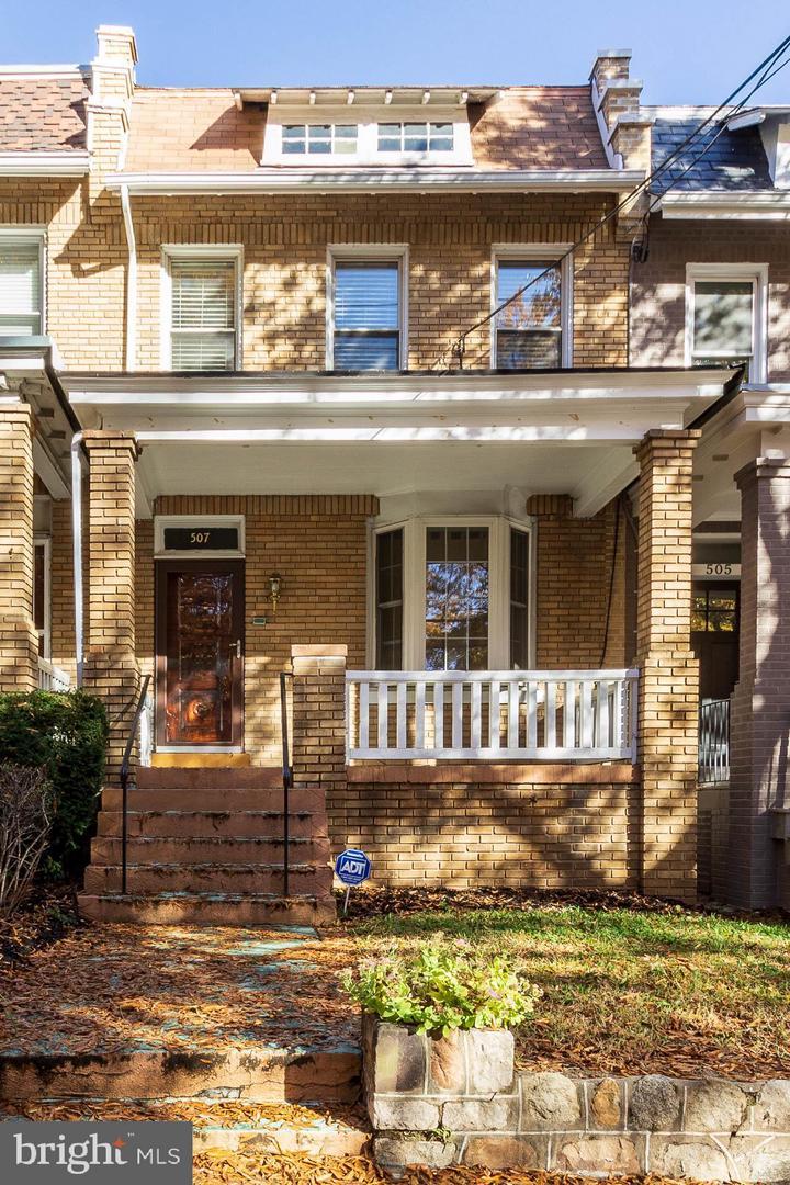 507 Nicholson Street - Photo 1