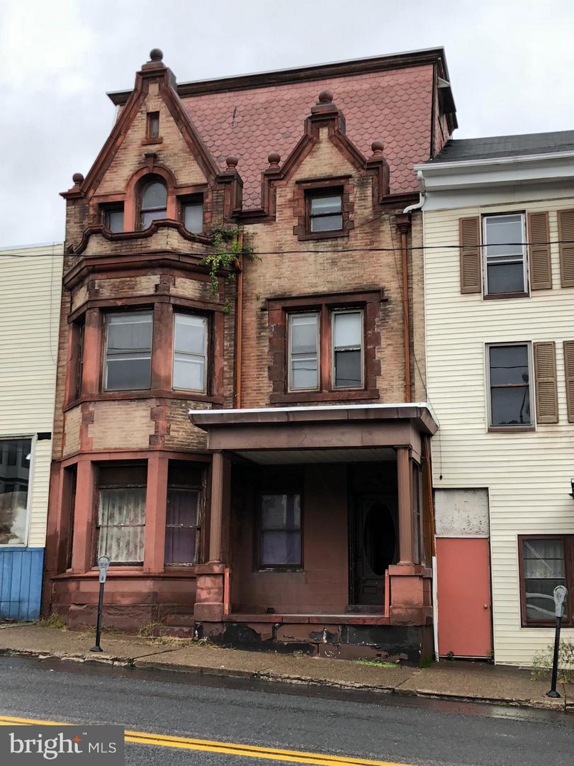 1129 Centre Street - Photo 1