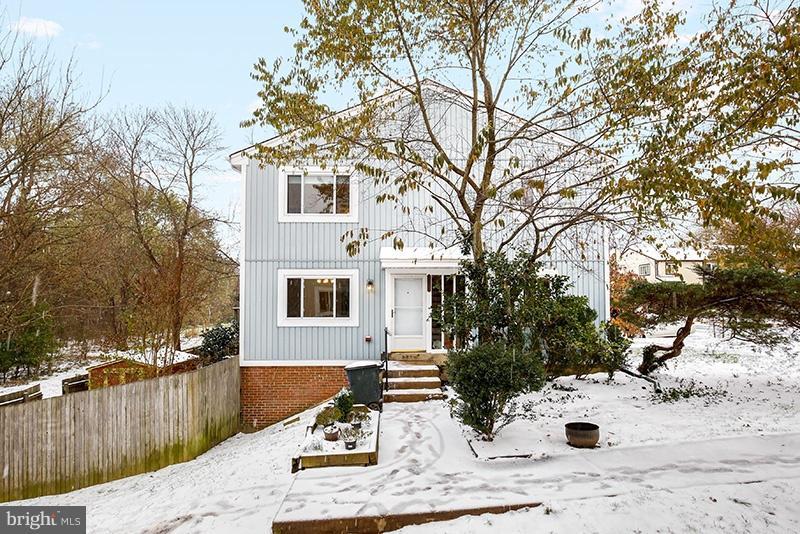 1023 Kings Court - Photo 1