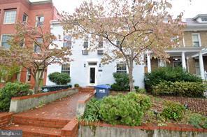226 Kentucky Avenue - Photo 1