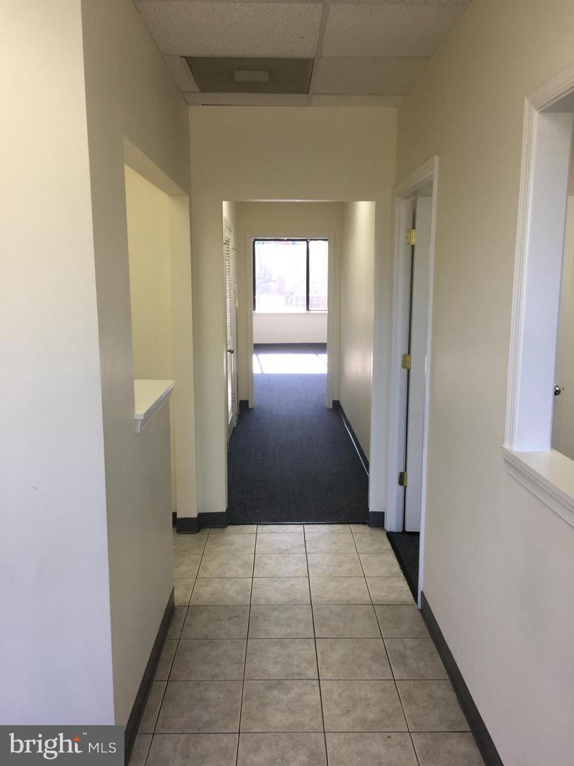 15952 Derwood Road - Photo 1