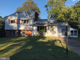 303 Indian Head Avenue - Photo 1 303 Indian Head Avenue - Photo 1