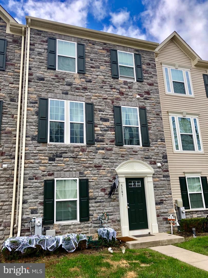 5197 Wyndholme Circle - Photo 1