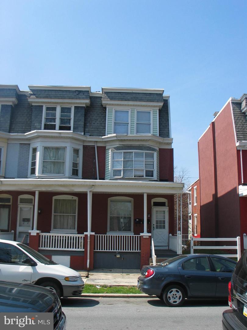 2562 Lexington Street - Photo 1