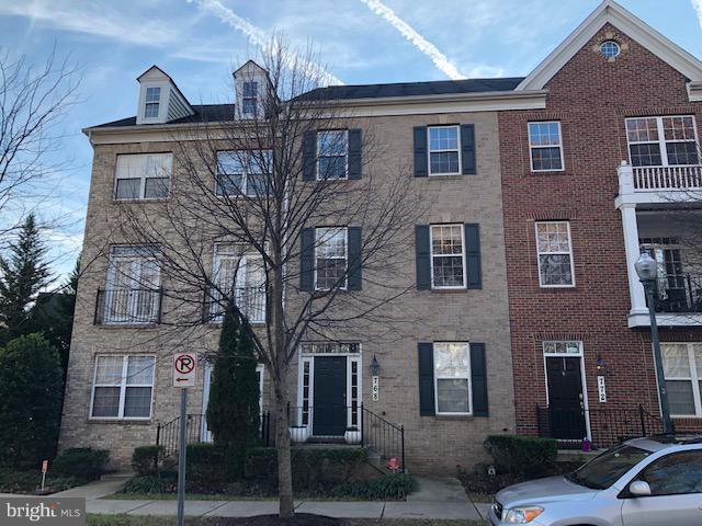 768 Raven Avenue - Photo 1