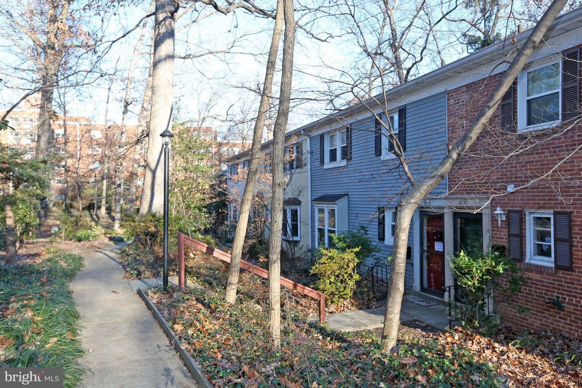 8651 Geren Road - Photo 1