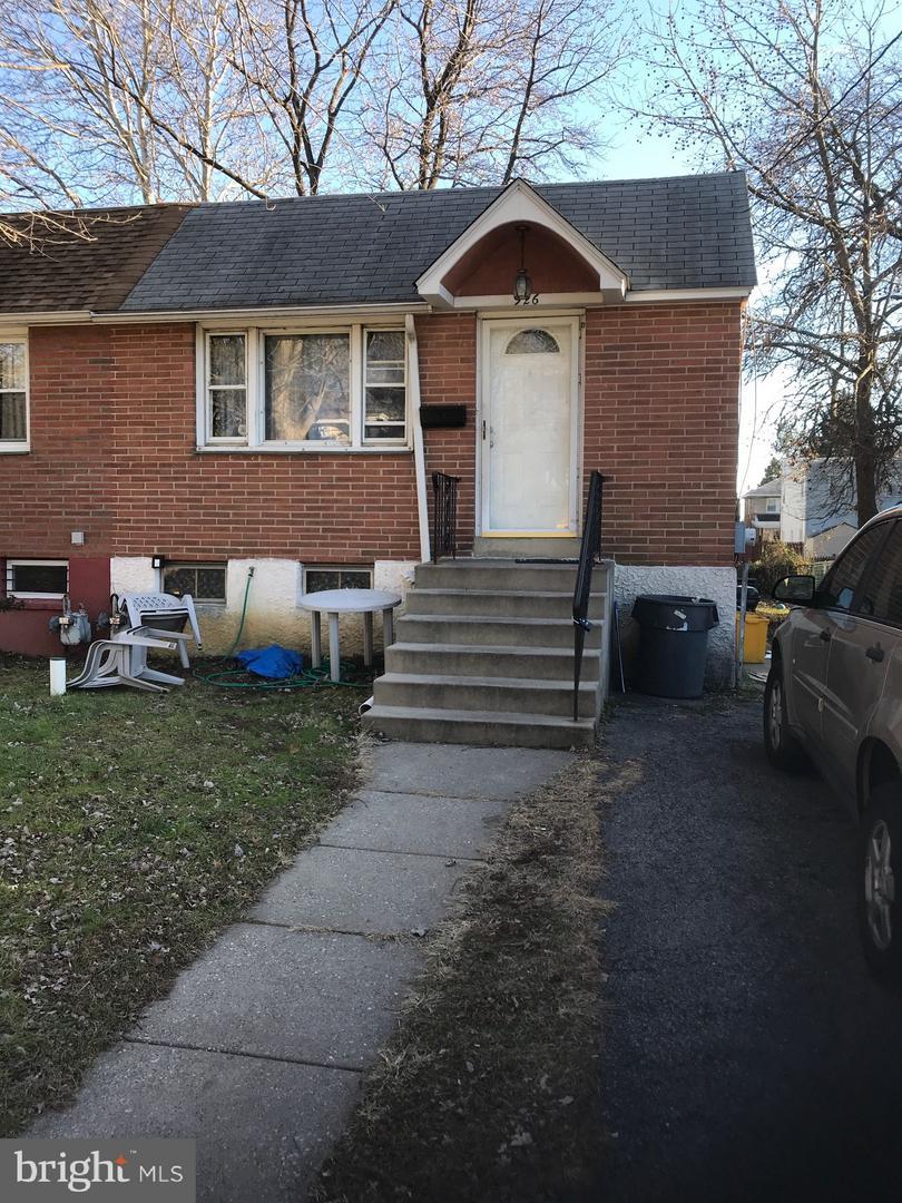 926 Beechwood Avenue - Photo 1