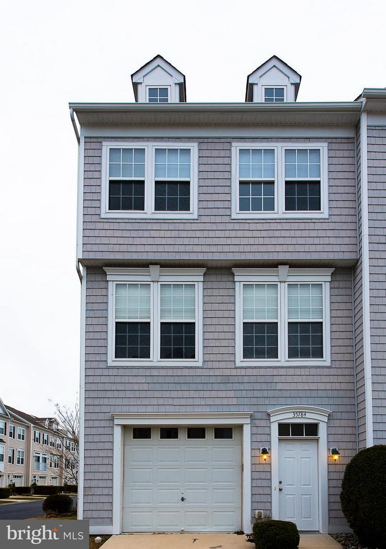 35784 Gloucester Circle - Photo 1