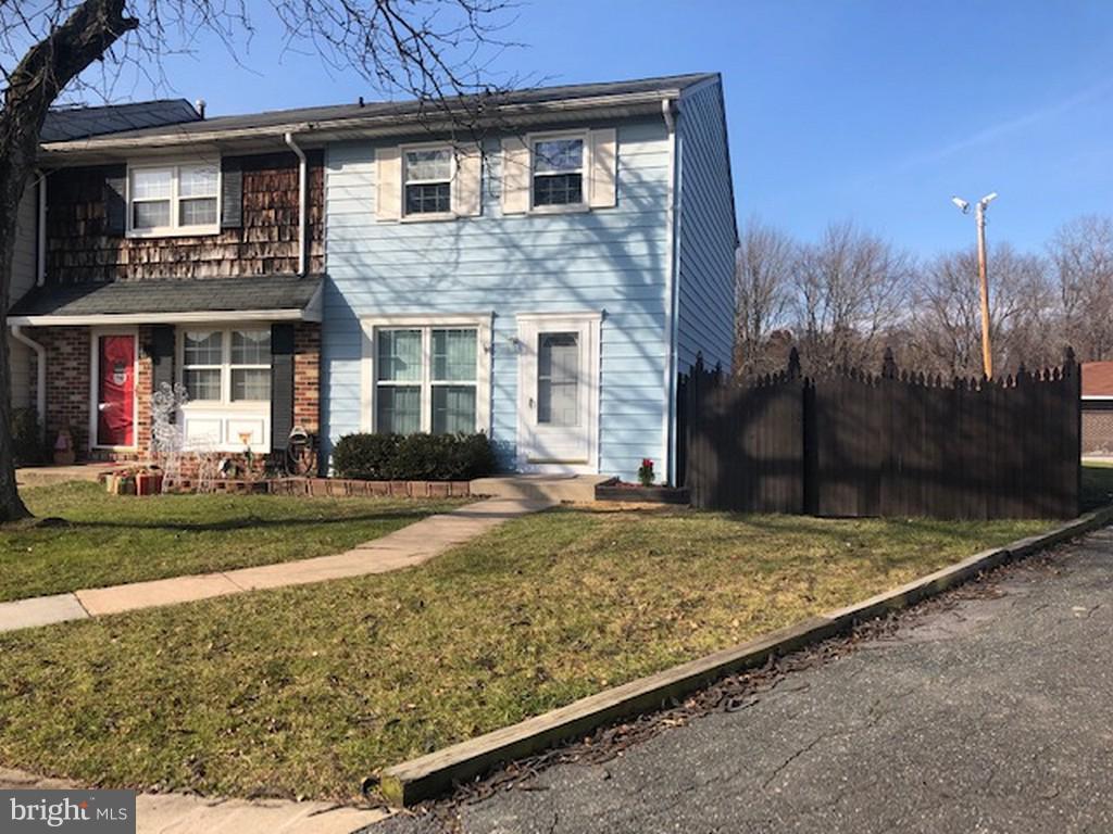 31 King Richard Court - Photo 1