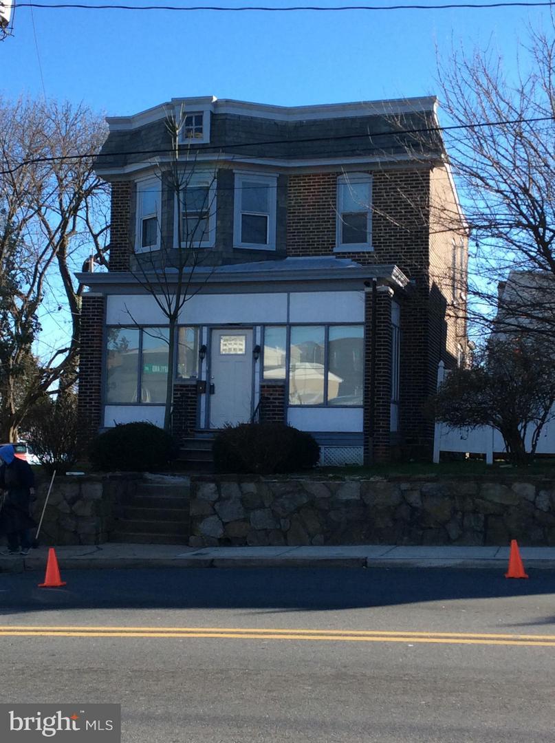 1500 Maryland Avenue - Photo 1