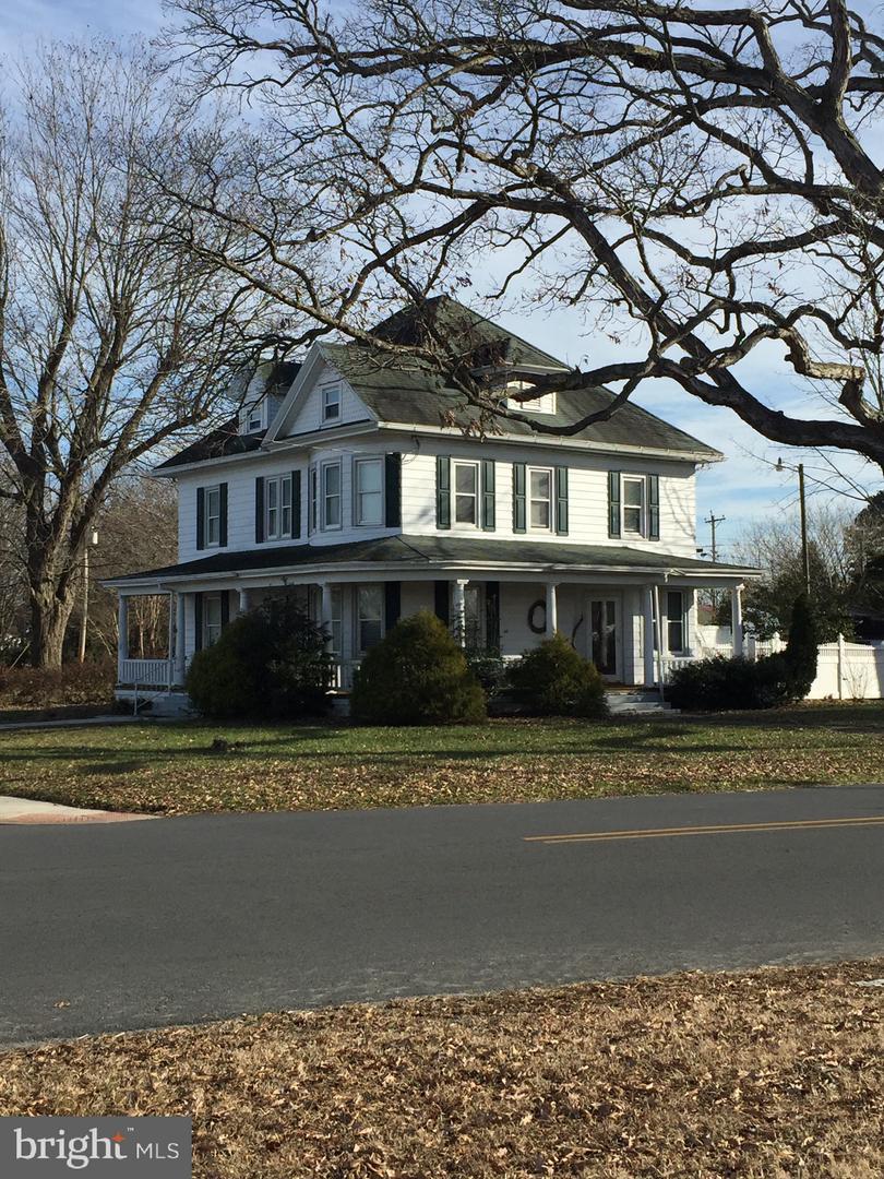 236 Morris Street - Photo 1