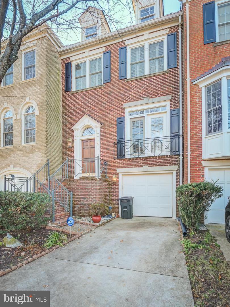 2173 Wolftrap Court - Photo 1