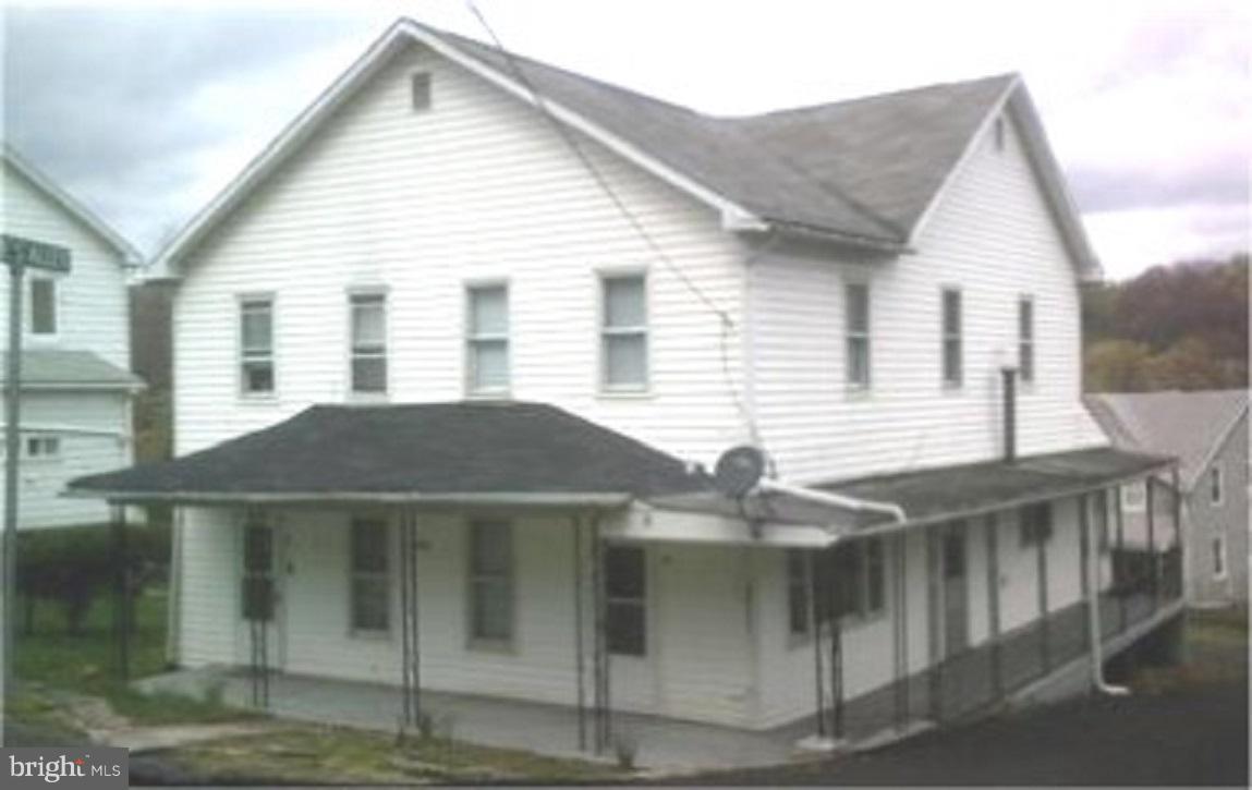14931 Paradise Street - Photo 1