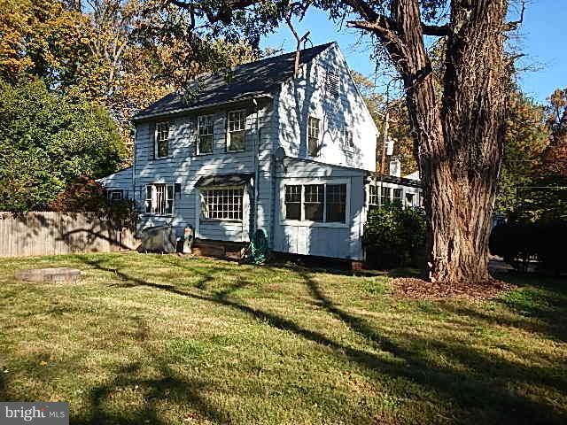 215 Washington Grove Lane - Photo 1