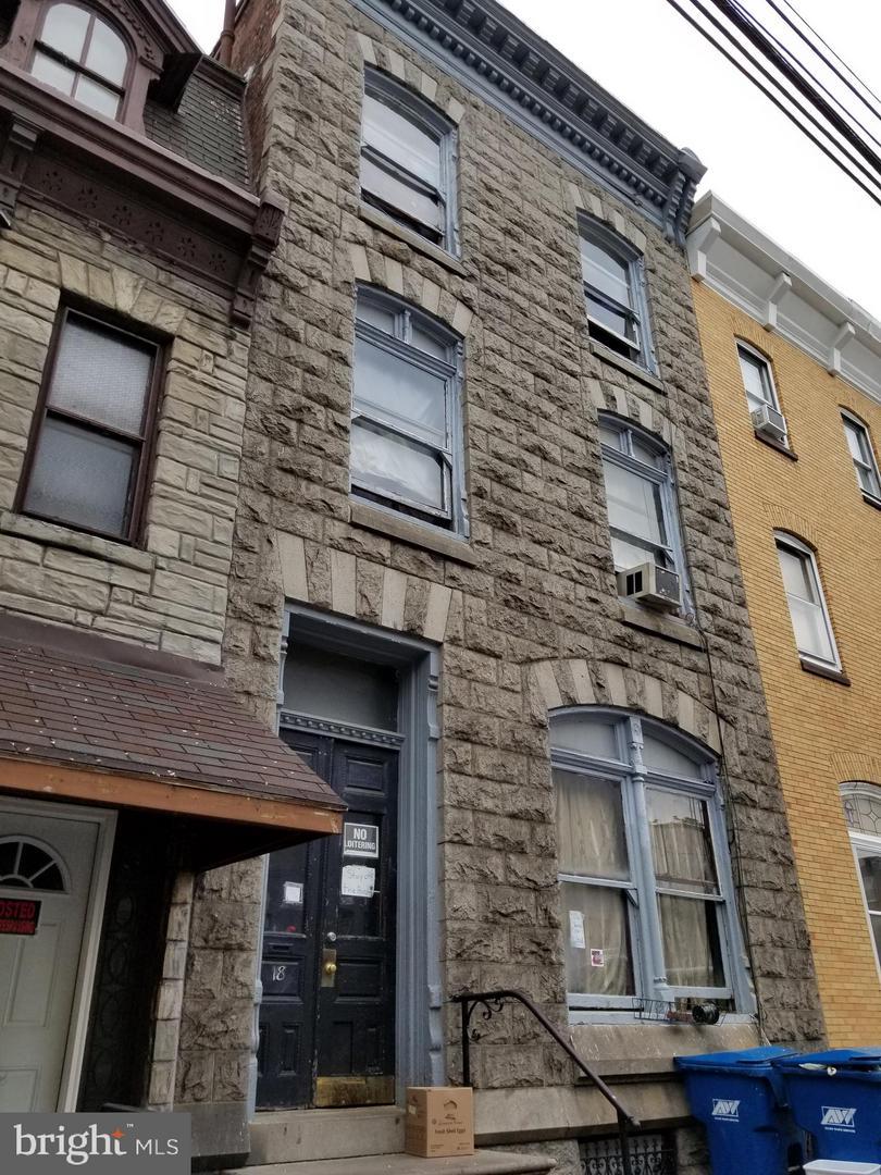 18 10TH Street - Photo 1