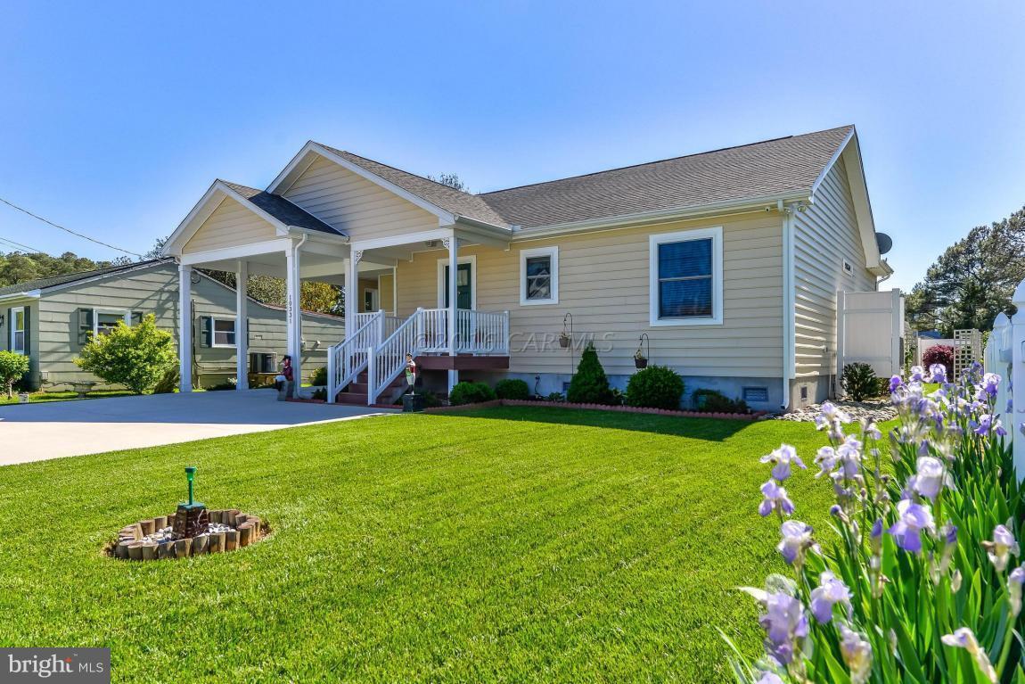 10331 Oxford Road - Photo 1