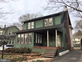 227 Ardmore Avenue - Photo 1