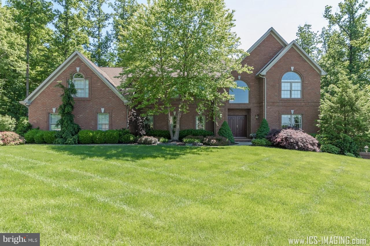 2415 Kensington Way - Photo 1