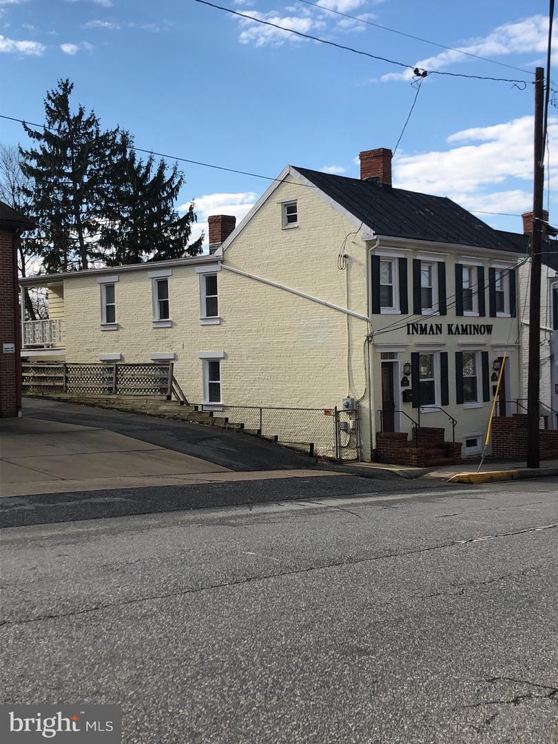410 Patrick Street - Photo 1