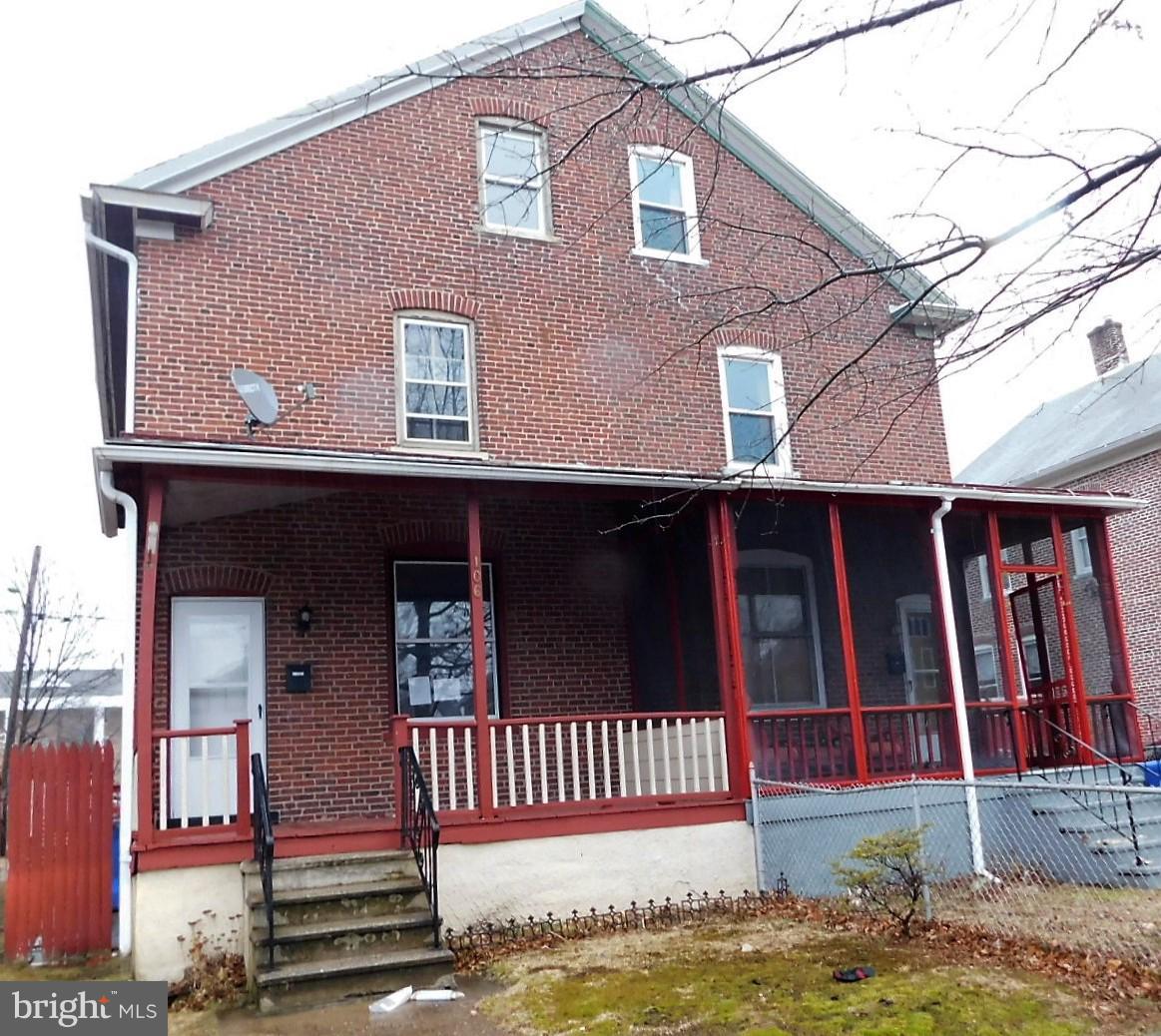 106 5TH Avenue - Photo 1