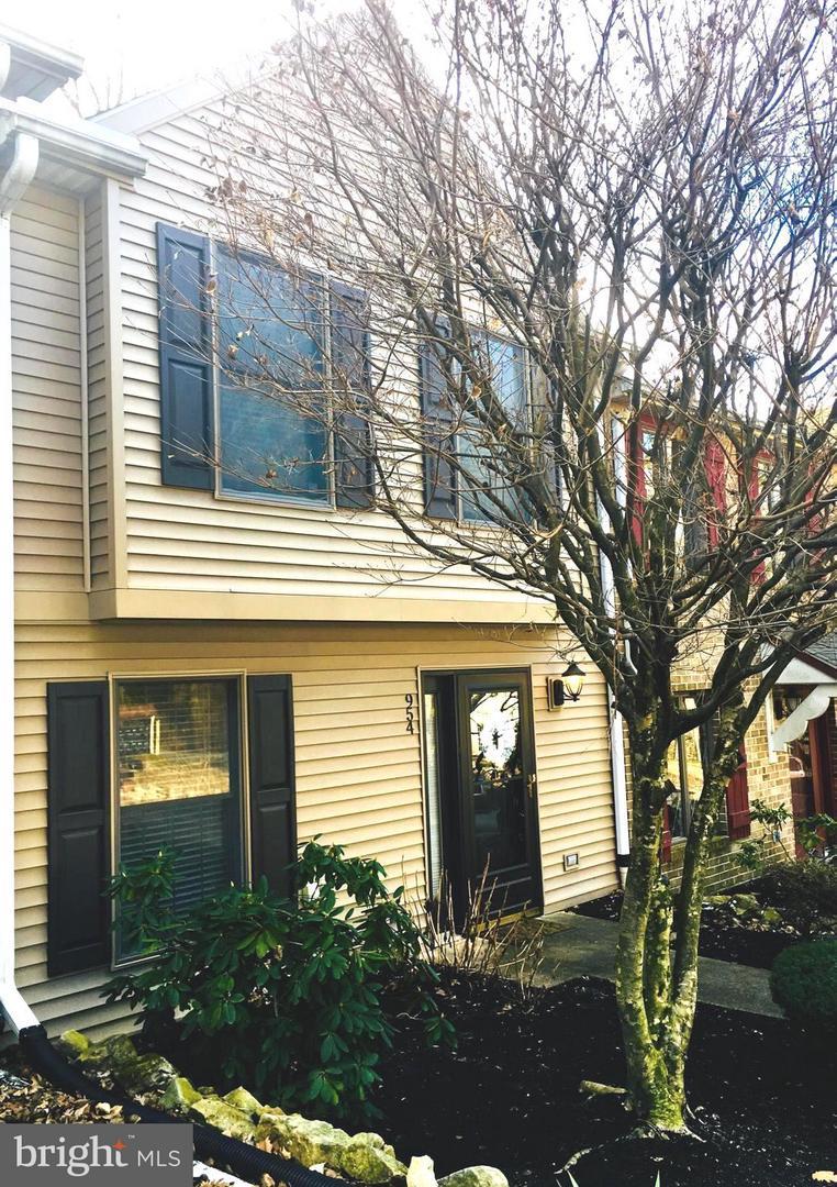 954 Innsbruck Drive - Photo 1