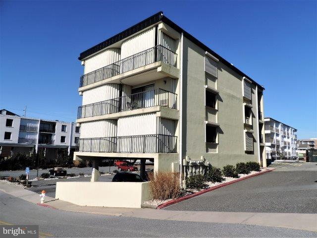 4 70TH Street - Photo 1