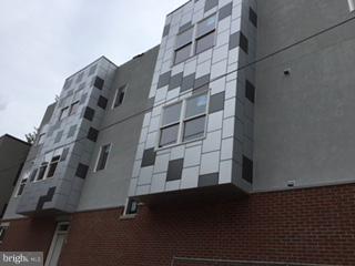 1520 Ingersoll Street - Photo 1