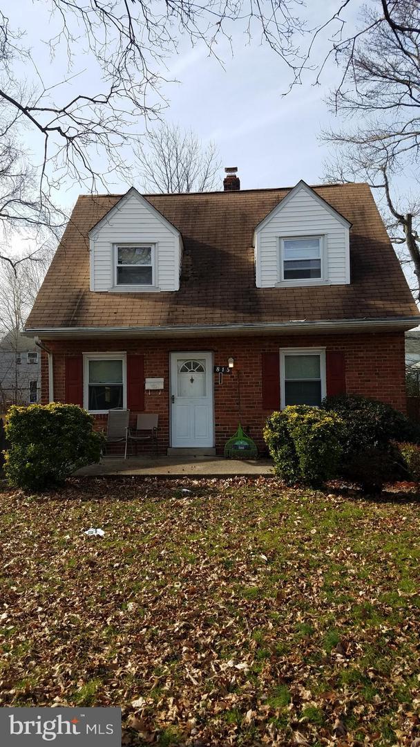 815 South Avenue - Photo 1